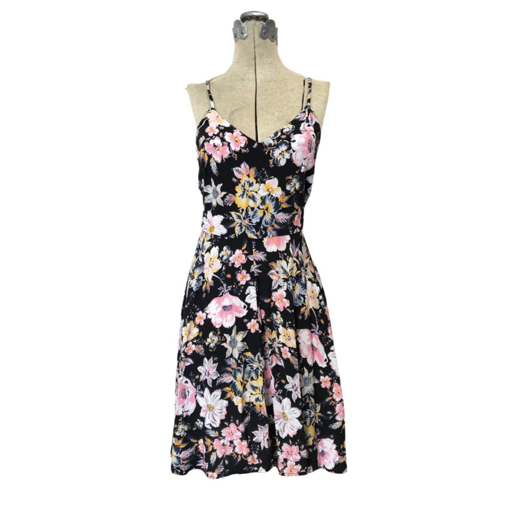 Gap-Women’s Small Fit and Flare, Sweat heart, Floral Mini Dress